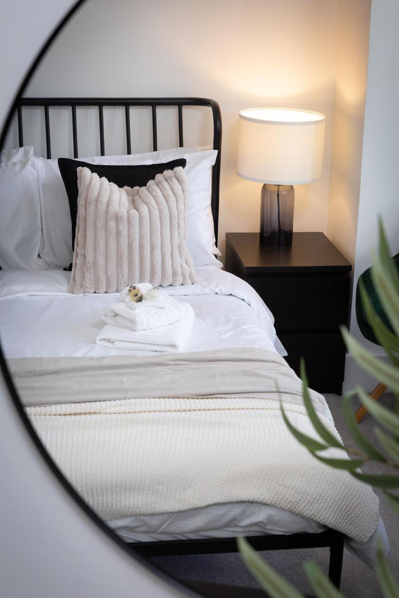 London Mews, Modern Apartment - Sleeps 4 York Exterior foto